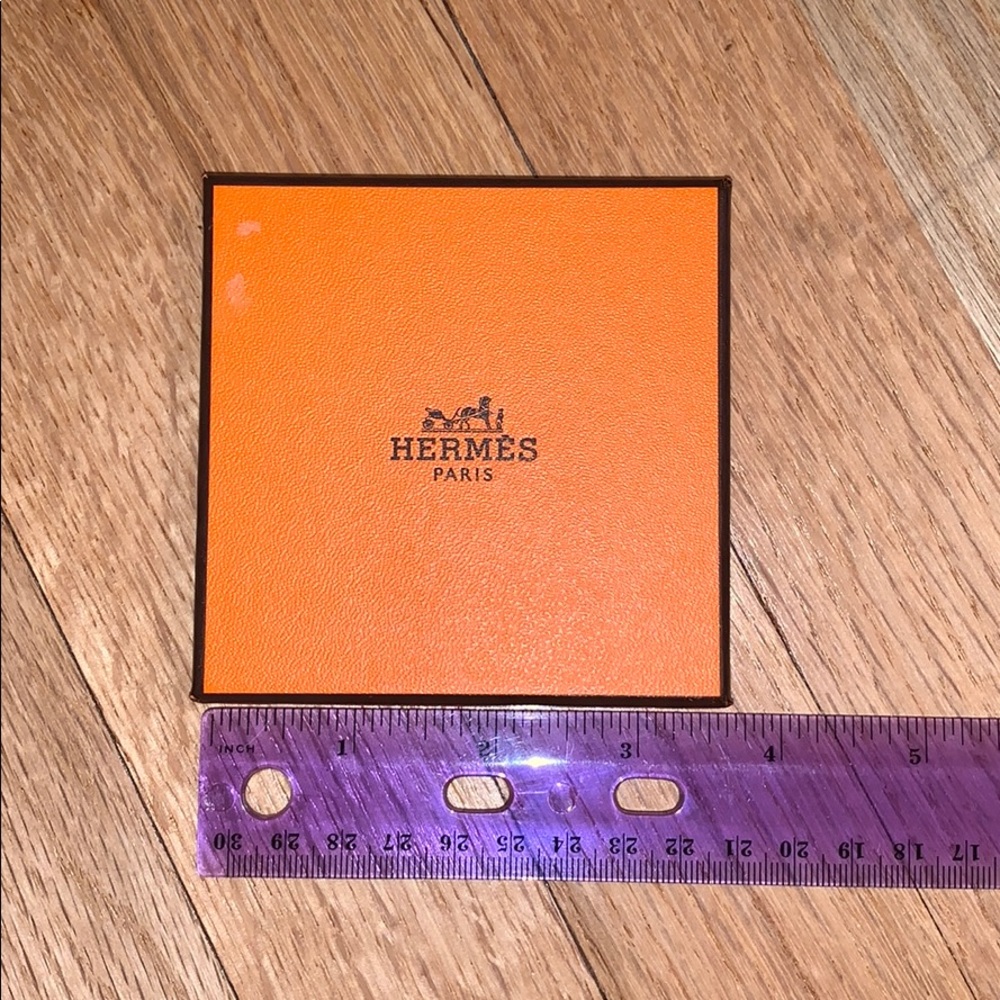 Hermes box